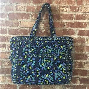 Large Vera Bradley tote